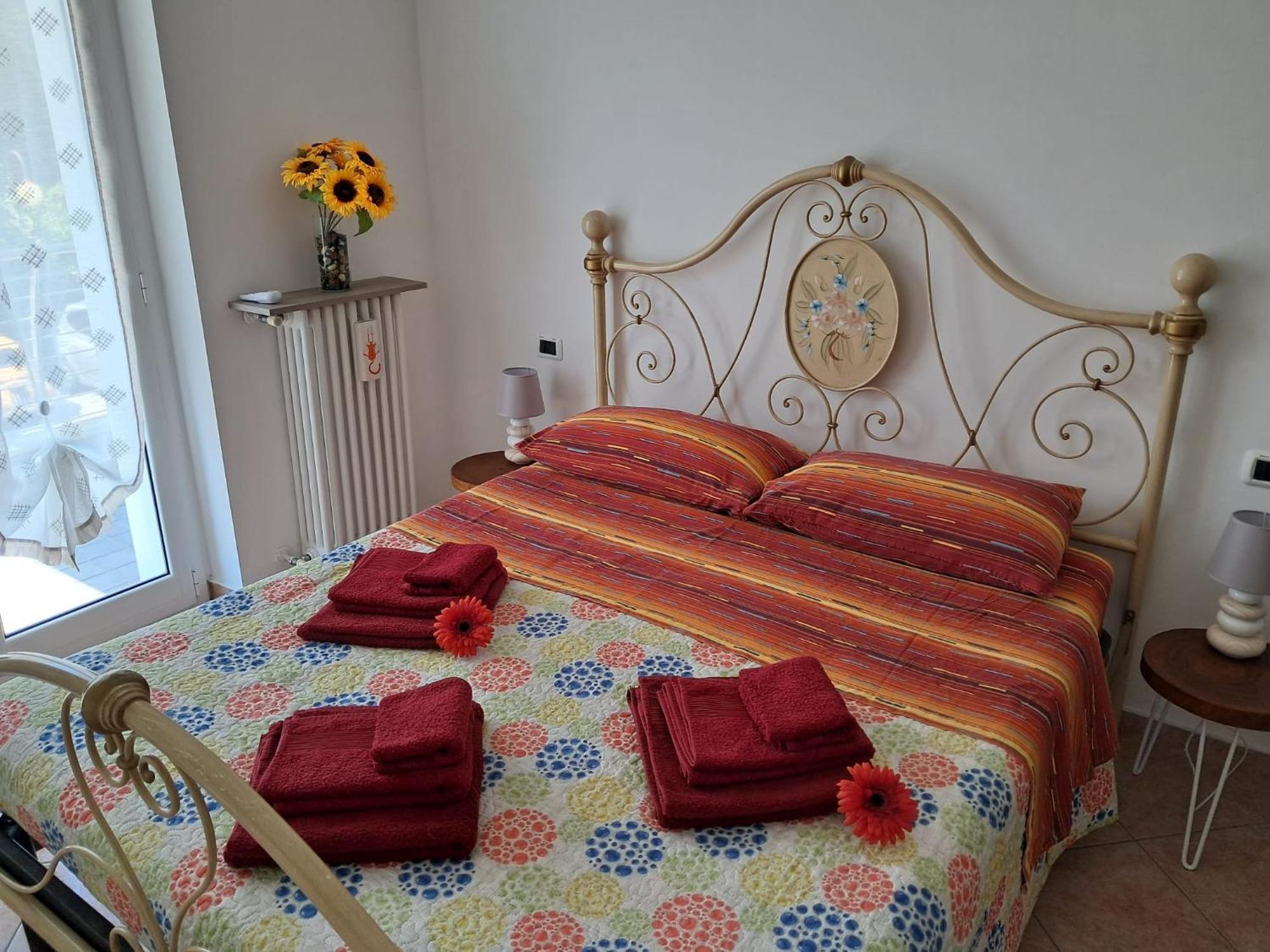 Nora House Appartement Savona Buitenkant foto